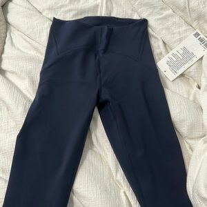 Lululemon Instill HR tight 25’